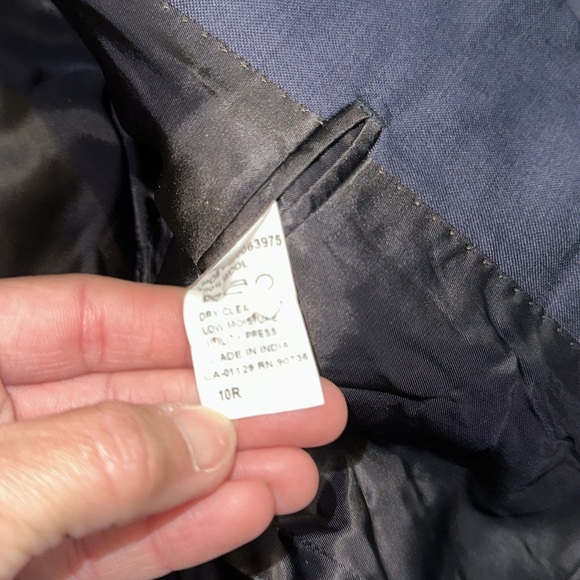 Boy Michael Kors Blue Suit size 10 Regular - Picture 4 of 7